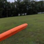 Baseline plastic for putter frisbee